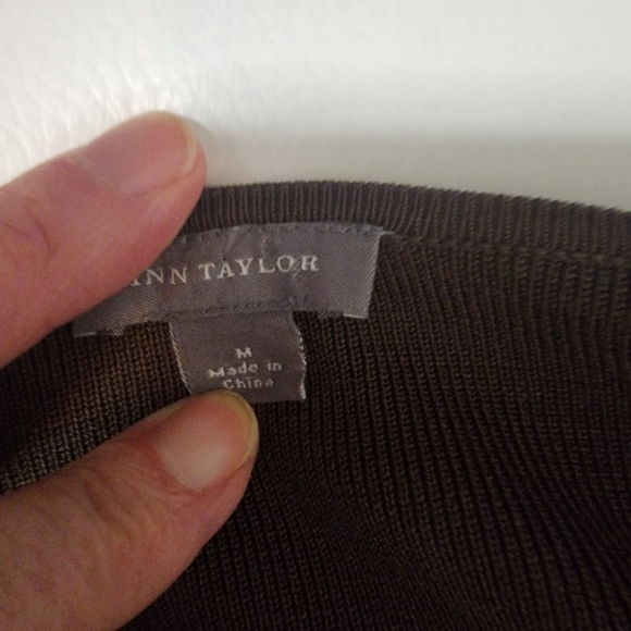 Ann Taylor Chocolate Brown Knit  Shrug Size M - Picture 4 of 4